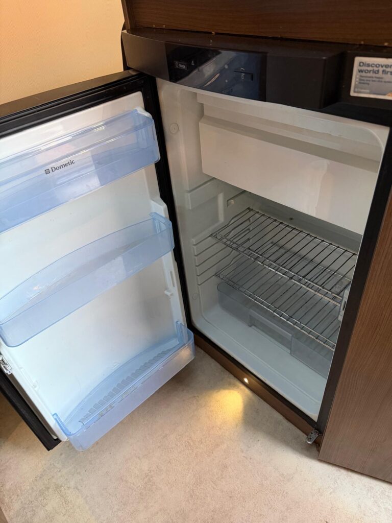 9 SEMINTEGRALE CHALLENGER PRIUM XS-FIAT-LETTO BASCULANTE-599CM