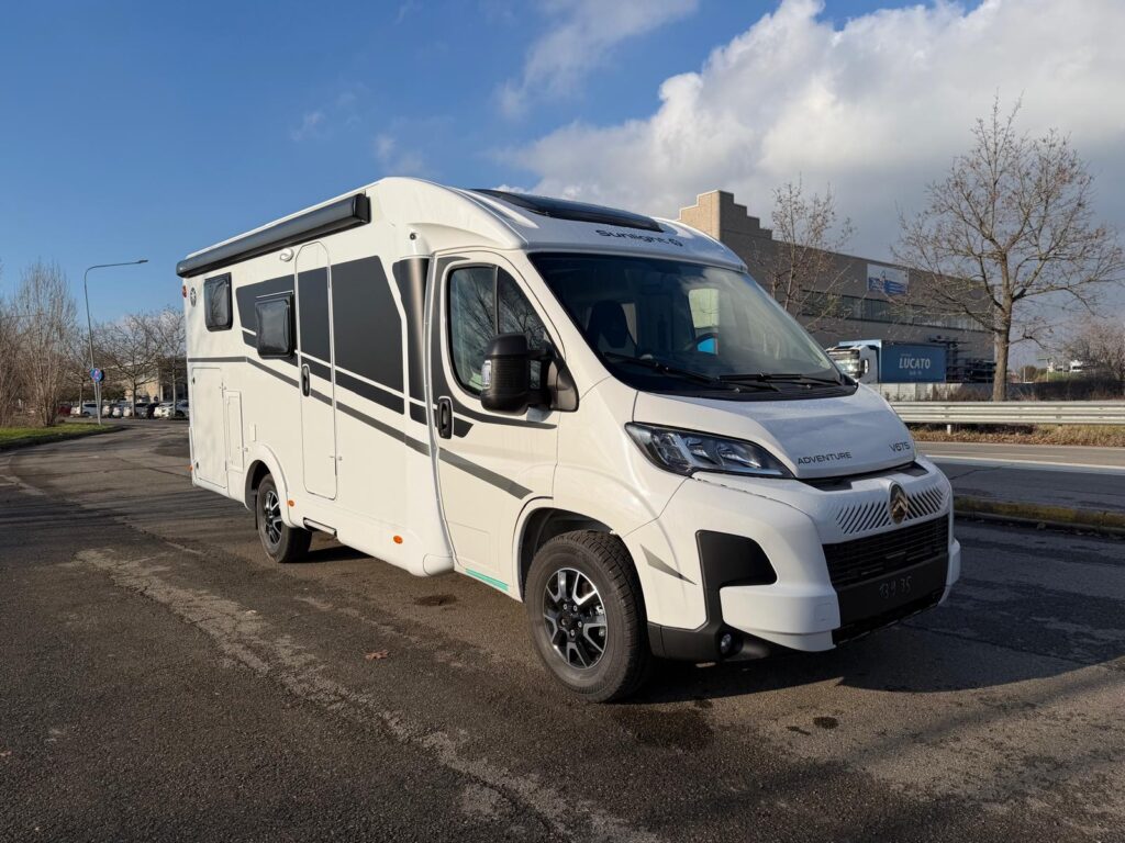 1 semintegrale compatto sunlight v67s-letti gemelli-citroen