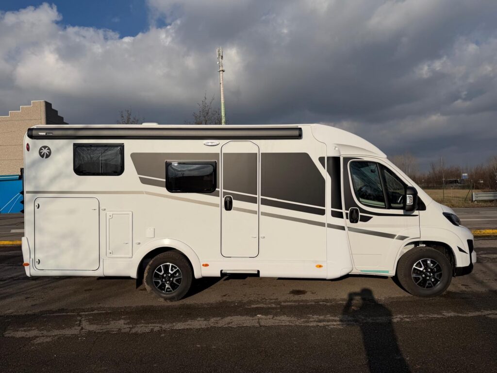 2 semintegrale compatto sunlight v67s-letti gemelli-citroen