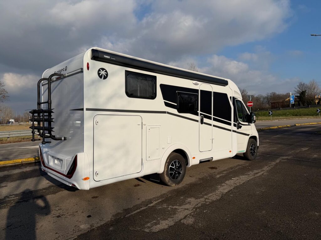 20 semintegrale compatto sunlight v67s-letti gemelli-citroen