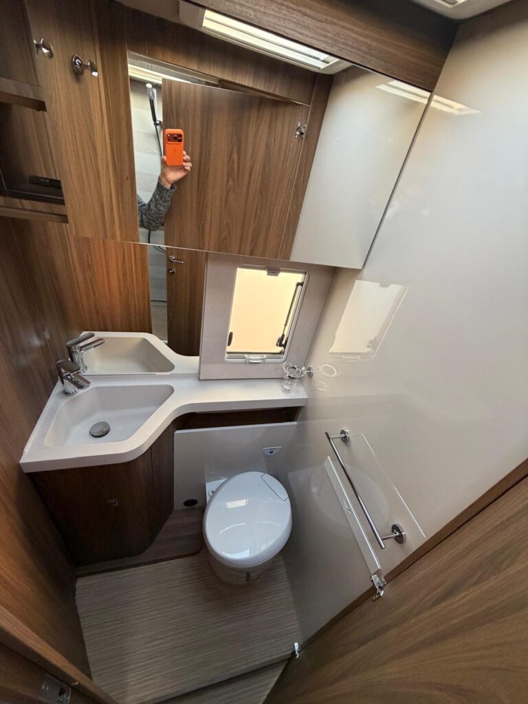 10 semintegrale arca europa p745glc-letto nautico-fiat-ducato