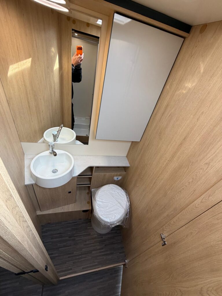 13 semintegrale c.i horon spring edition 2026-ford-letto nautico