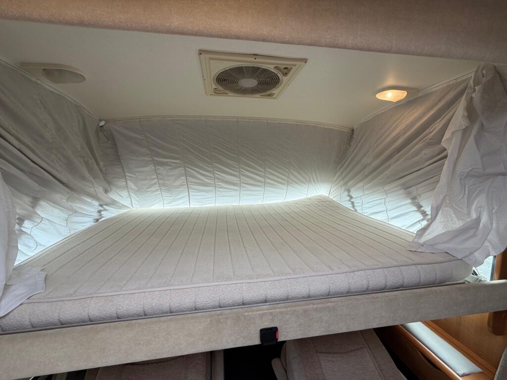 18 motorhome rapido 9086df-fiat-699cm-letto matrimoniale