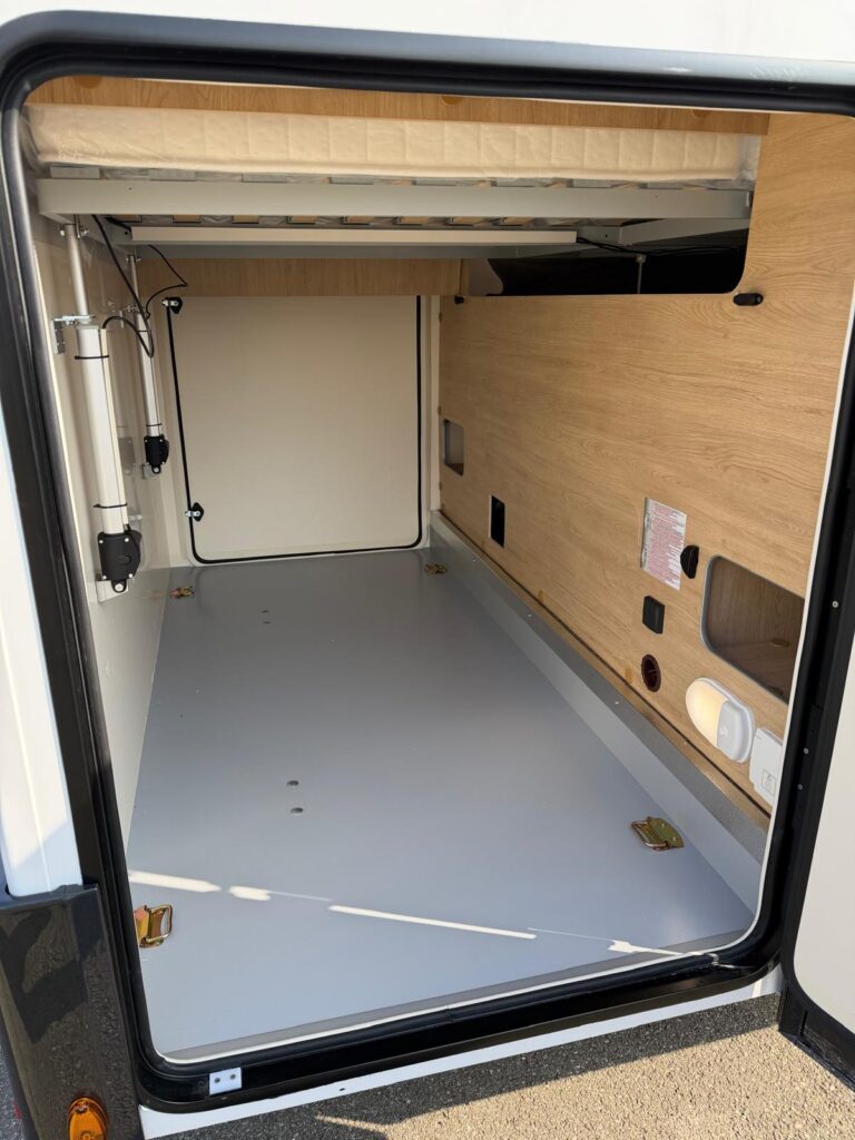 18 semintegrale c.i horon spring edition 2026-ford-letto nautico