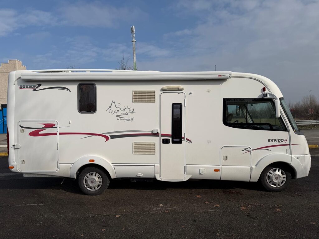 2 motorhome rapido 9086df-fiat-699cm-letto matrimoniale
