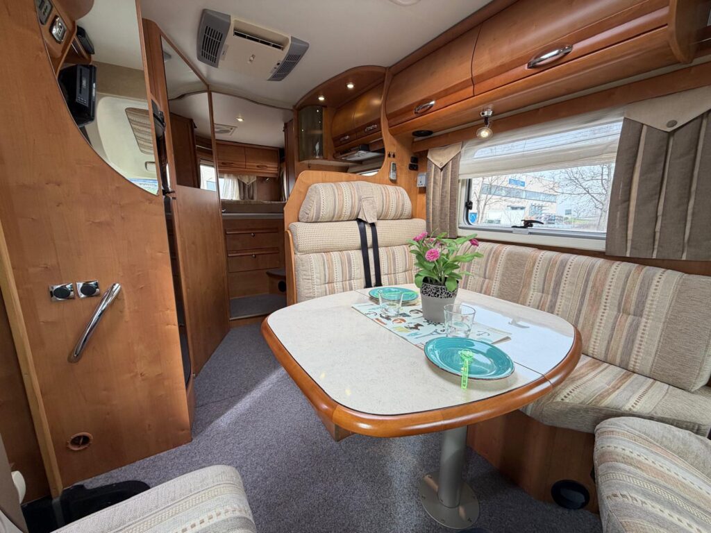 6 motorhome rapido 9086df-fiat-699cm-letto matrimoniale