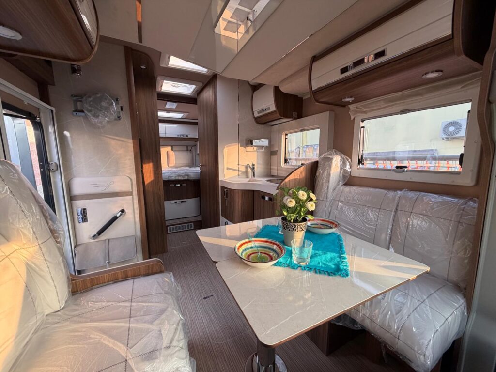 6 semintegrale arca europa p745glc-letto nautico-fiat-ducato