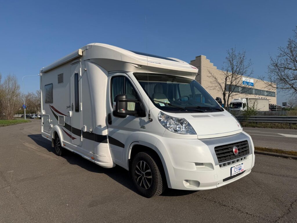 1 semintegrale euramobil terrestra-fiat-letto francese