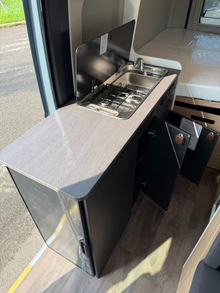 11 furgonato sunlight cliff 600 x rt-tetto soffietto-fiat-4 posti