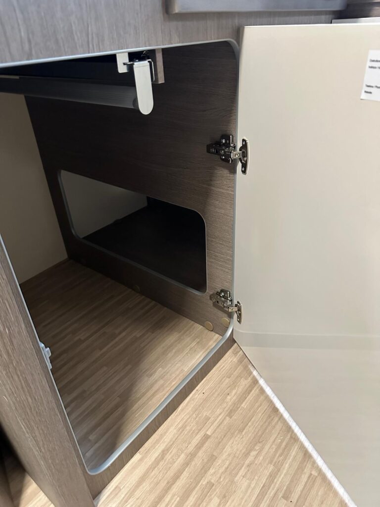 13 motorhome arca h745glg-fiat-cambio automatico-letti gemelli