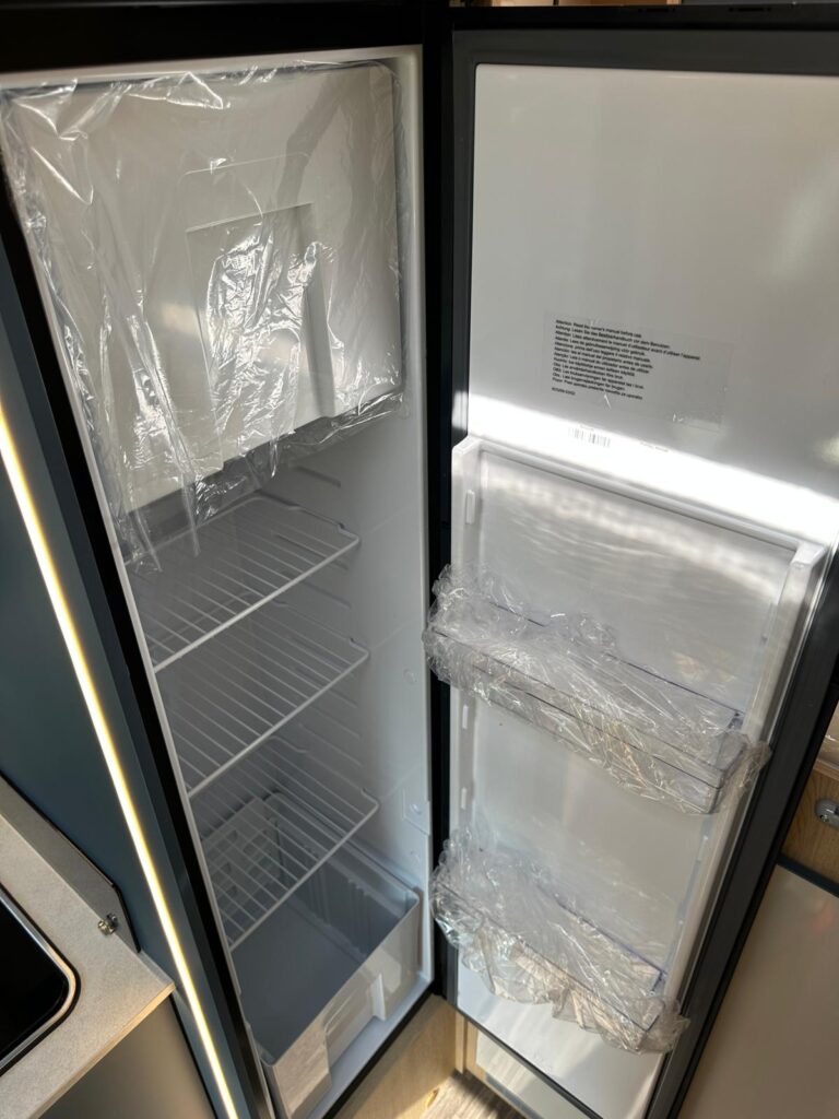 13 semintegrale horon fit 91 xt- ford transit-165 cv-letto matrimoniale