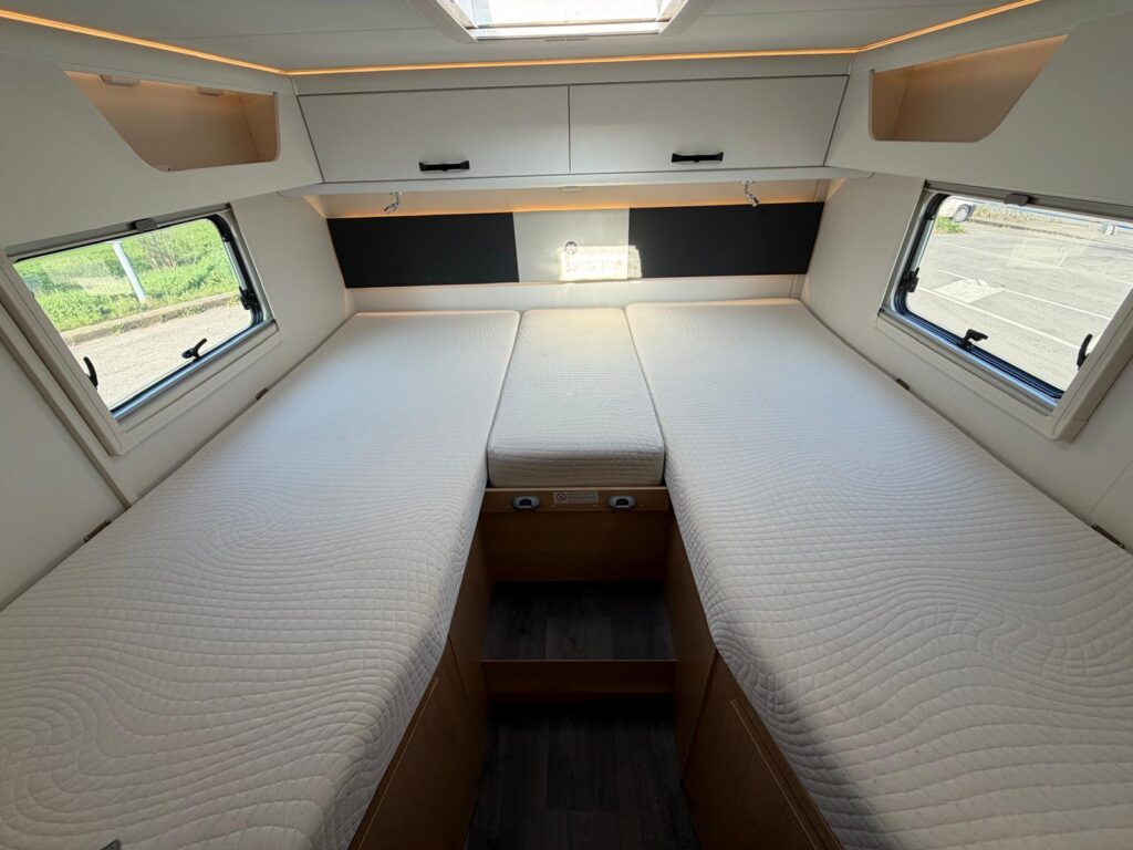 16 SEMINTEGRALE SUNLIGHT T68 ADVENTURE EDITION-CITROEN JUMPER-165 CV-LETTI GEMELLI