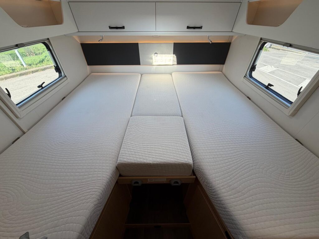 17 SEMINTEGRALE SUNLIGHT T68 ADVENTURE EDITION-CITROEN JUMPER-165 CV-LETTI GEMELLI