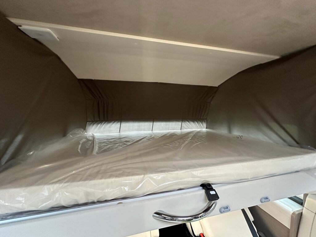 17 motorhome arca h745glg-fiat-cambio automatico-letti gemelli