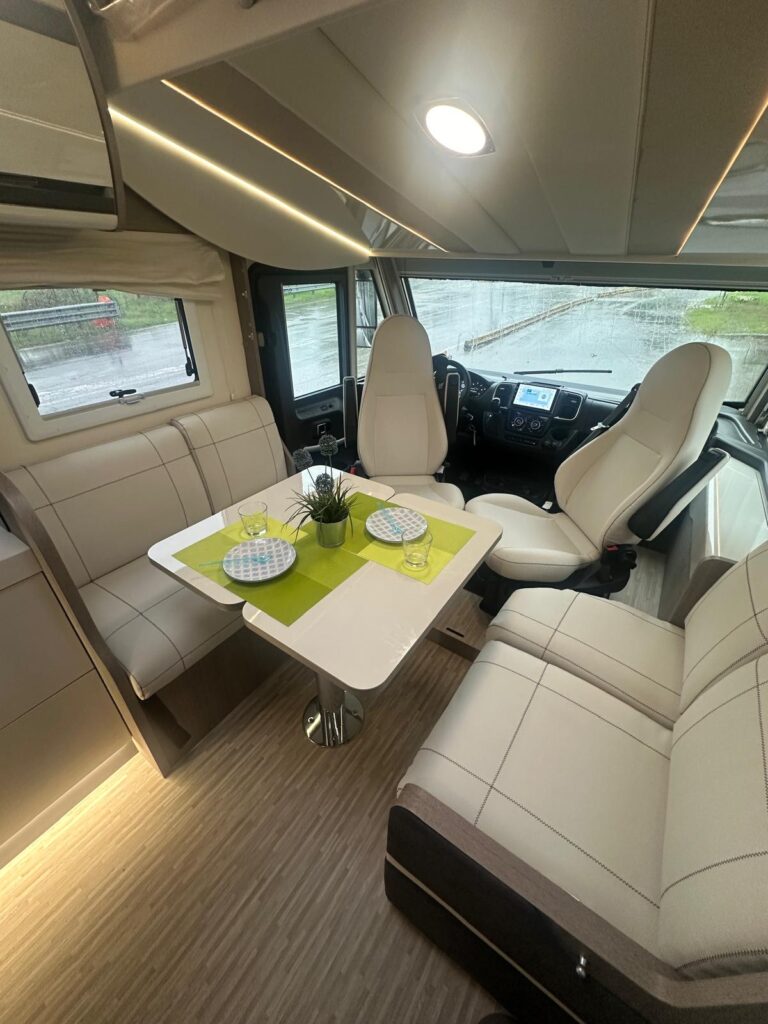 1a motorhome arca h745glg-fiat-cambio automatico-letti gemelli