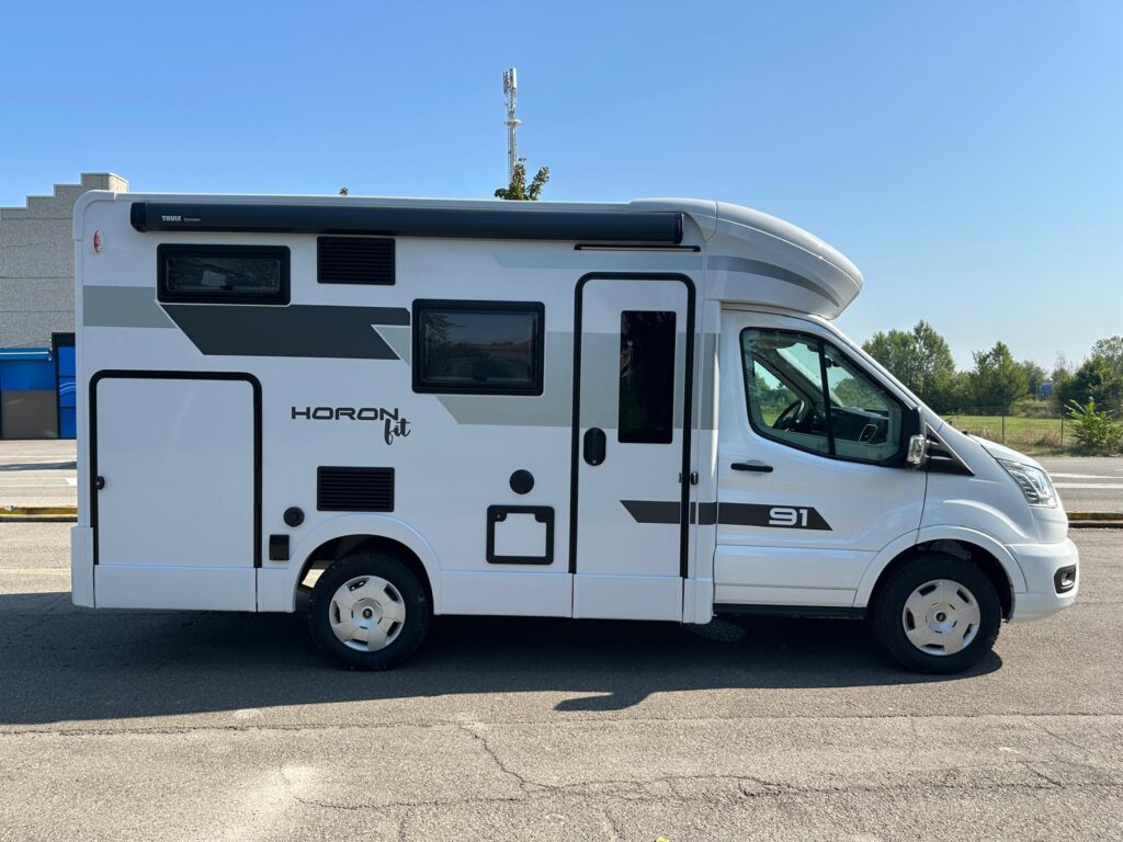 2 semintegrale horon fit 91 xt- ford transit-165 cv-letto matrimoniale