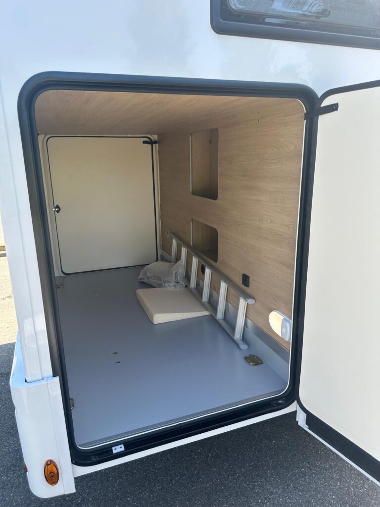 21 c.i. horon 87 xt-ford-modello 2026-letti gemelli