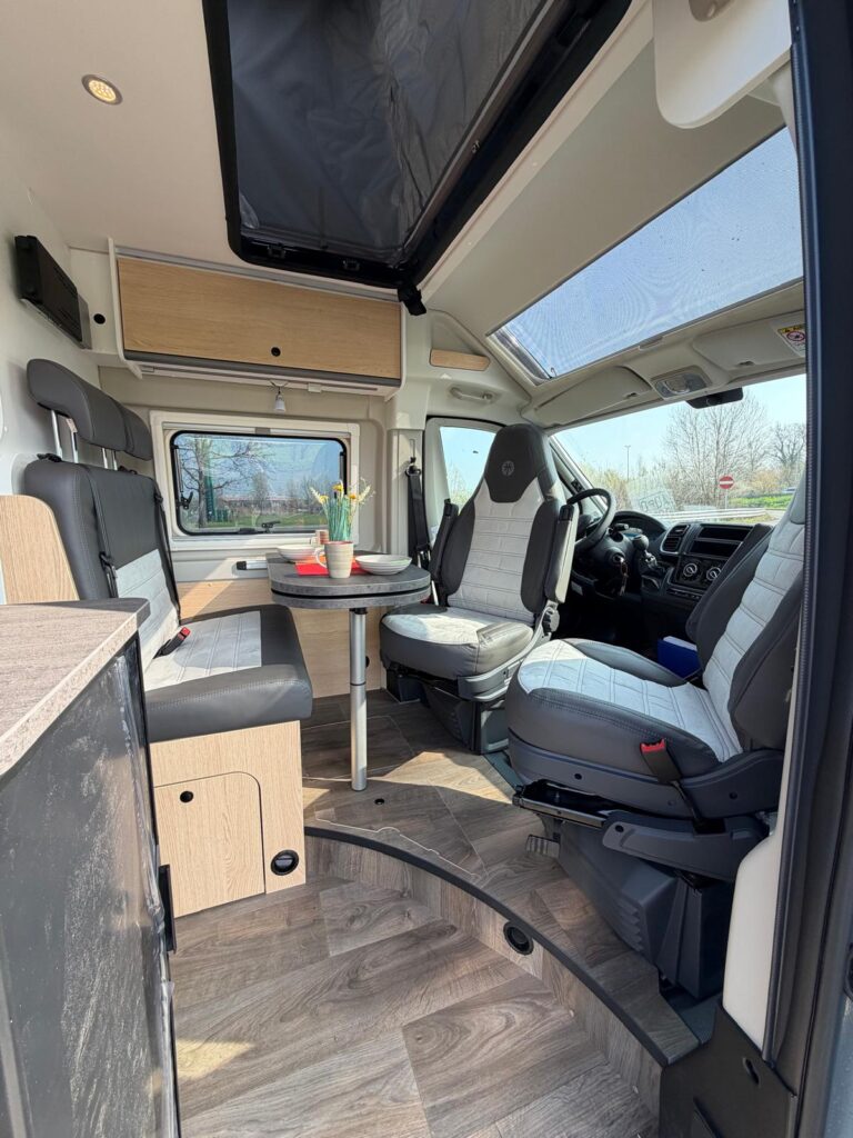 4 furgonato sunlight cliff 600 x rt-tetto soffietto-fiat-4 posti