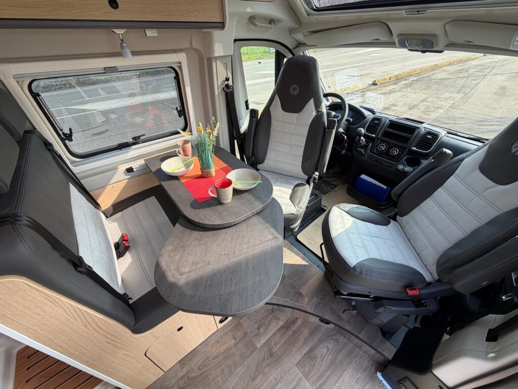 6 furgonato sunlight cliff 600 x rt-tetto soffietto-fiat-4 posti