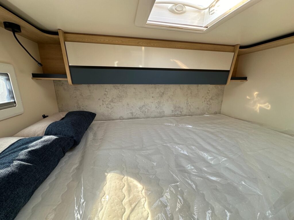 14 CI HORON FIT FORD SEMINTEGRALE