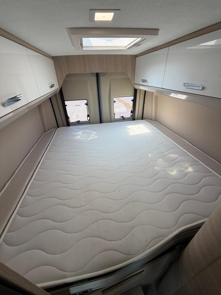 16 furgonato c.i. kyros duo xl-letto basculante elettrico-636cm-fiat