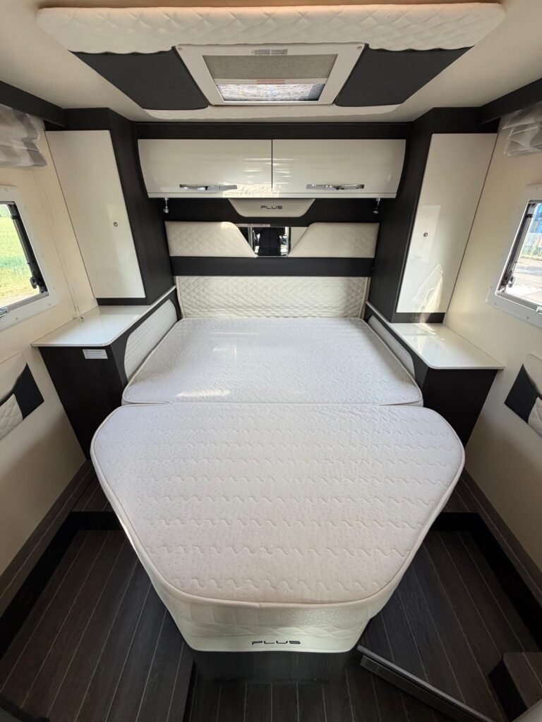 17 MOTORHOME INTEGRAL 67-LETTO NAUTICO-FIAT