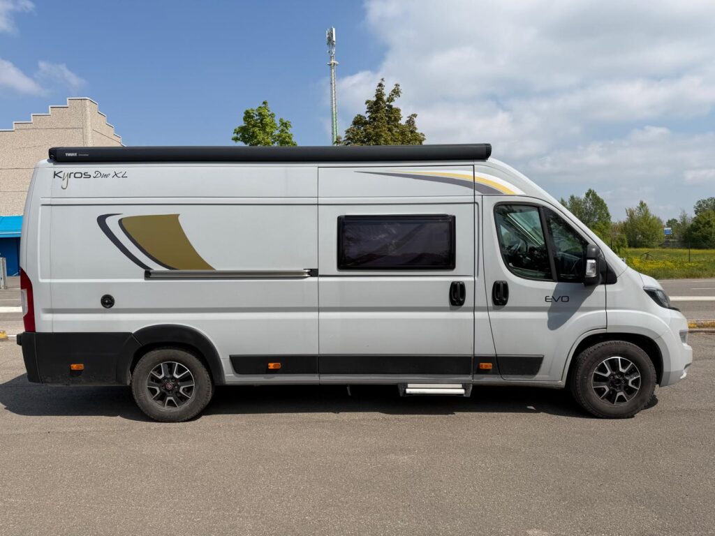 2 furgonato c.i. kyros duo xl-letto basculante elettrico-636cm-fiat