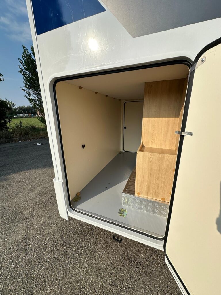 20 CI HORON FIT FORD SEMINTEGRALE