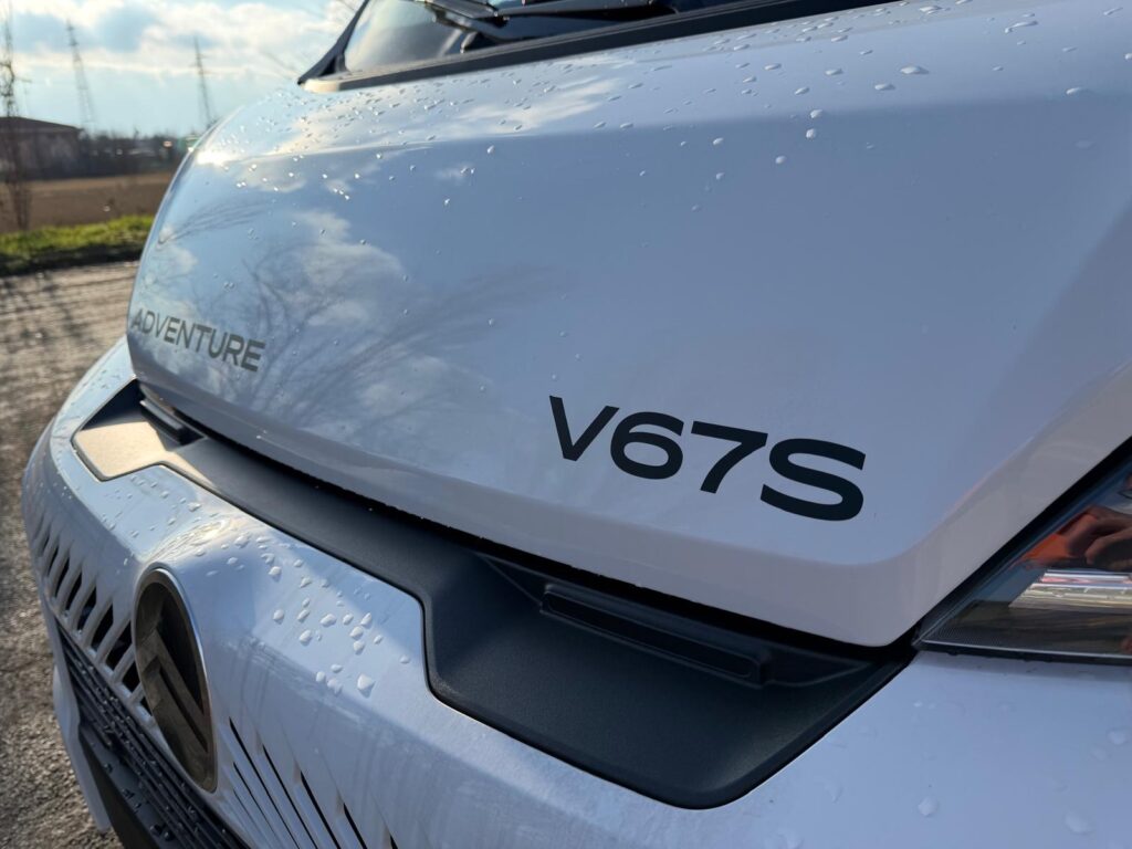 21 semintegrale compatto sunlight v67s-letti gemelli-citroen