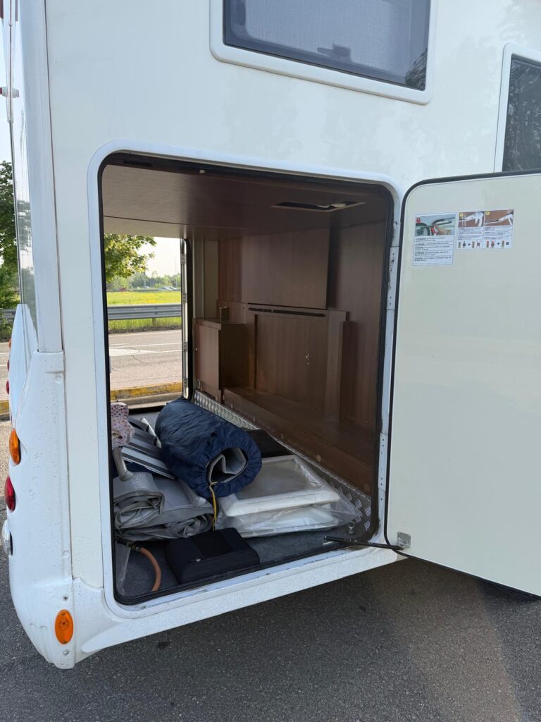 22 SEMINTEGRALE MC LOUIS-FIAT-LETTO MATRIMONIALE-LETTO BASCULANTE