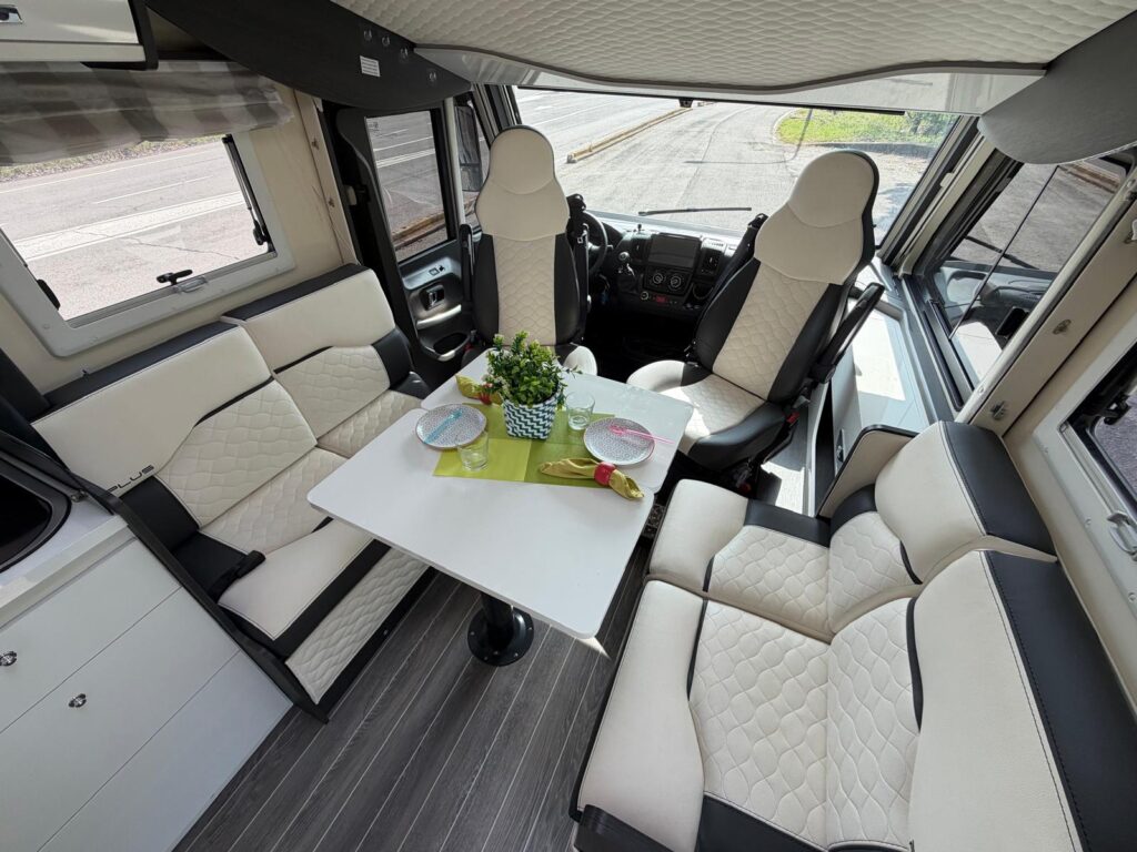 2B MOTORHOME INTEGRAL 67-LETTO NAUTICO-FIAT