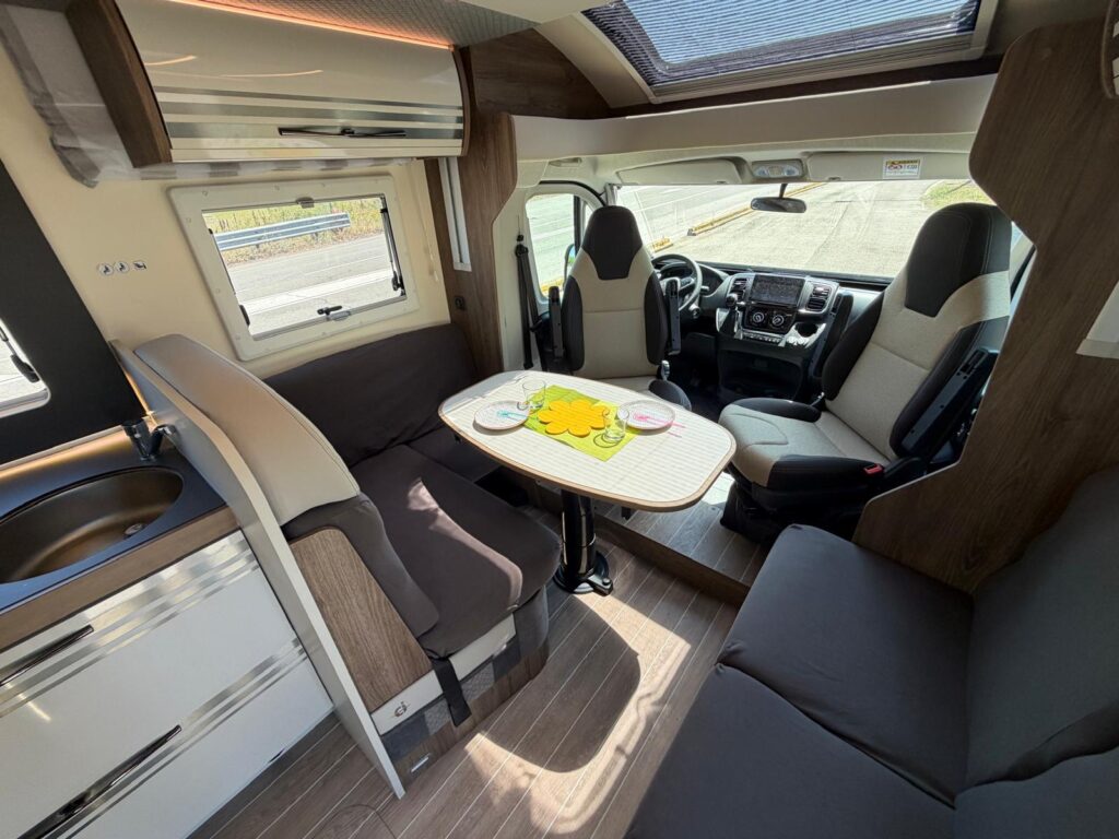 10 semintegrale c.i. magis 95 xt-fiat-letto matrimoniale-cambio automatico