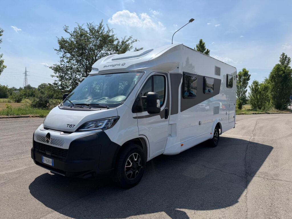 23 SEMINTEGRALE SUNLIGHT T67 -CITROEN-LETTO BASCULANTE-LETTI GEMELLI