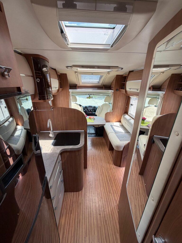 6 semintegrale rimor sailer-letto matrimoniale-fiat ducato