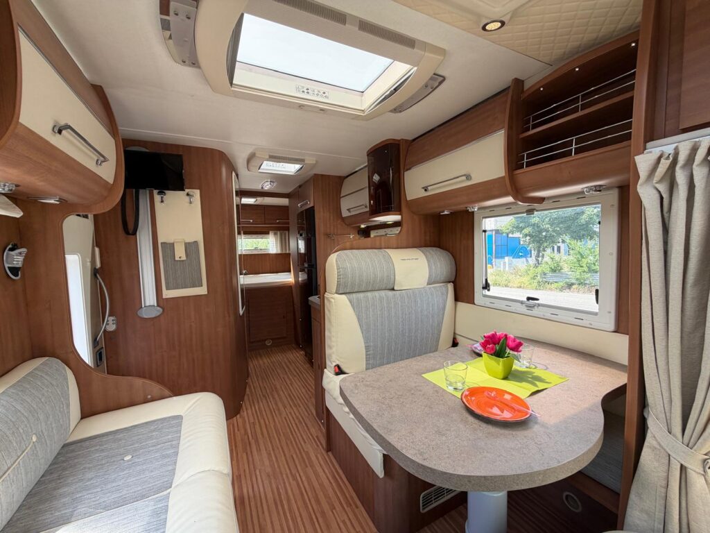 7 semintegrale rimor sailer-letto matrimoniale-fiat ducato