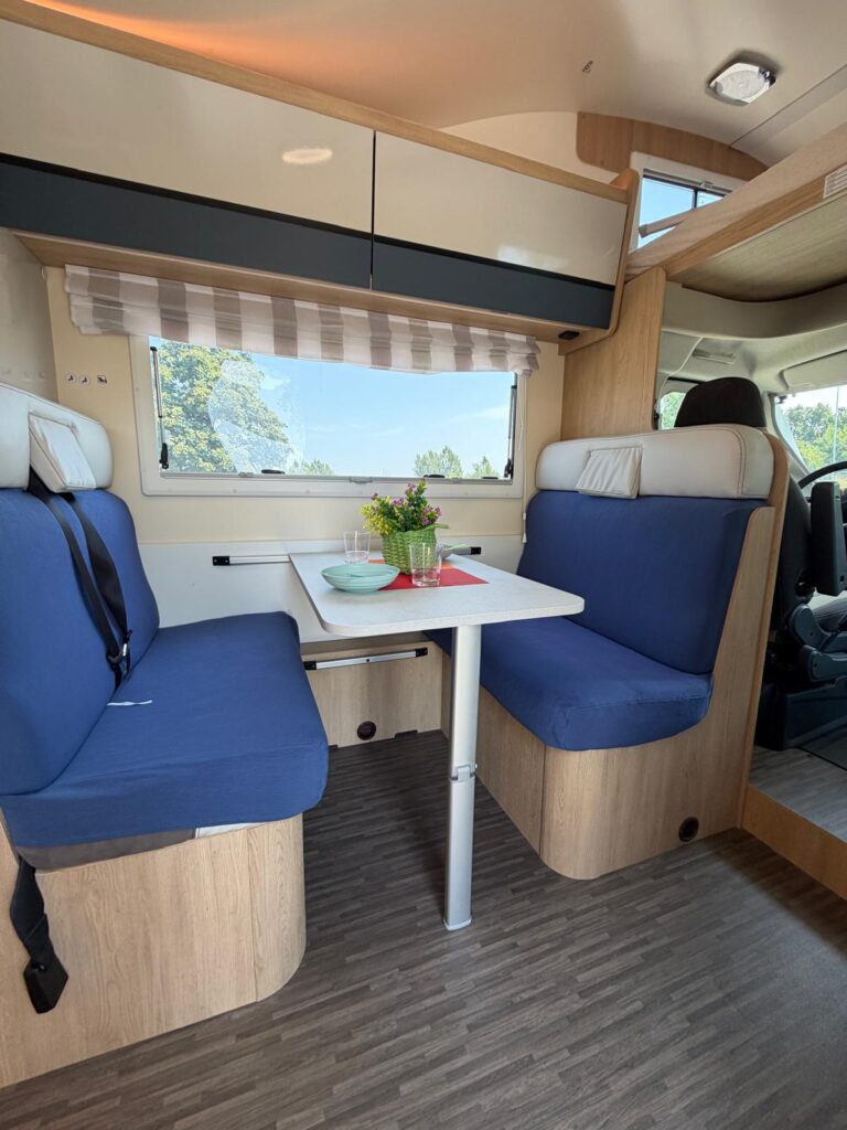 8 mansardato horon 79m -fiat-ducato-140 cv- 6 posti viaggio-8 posti letto