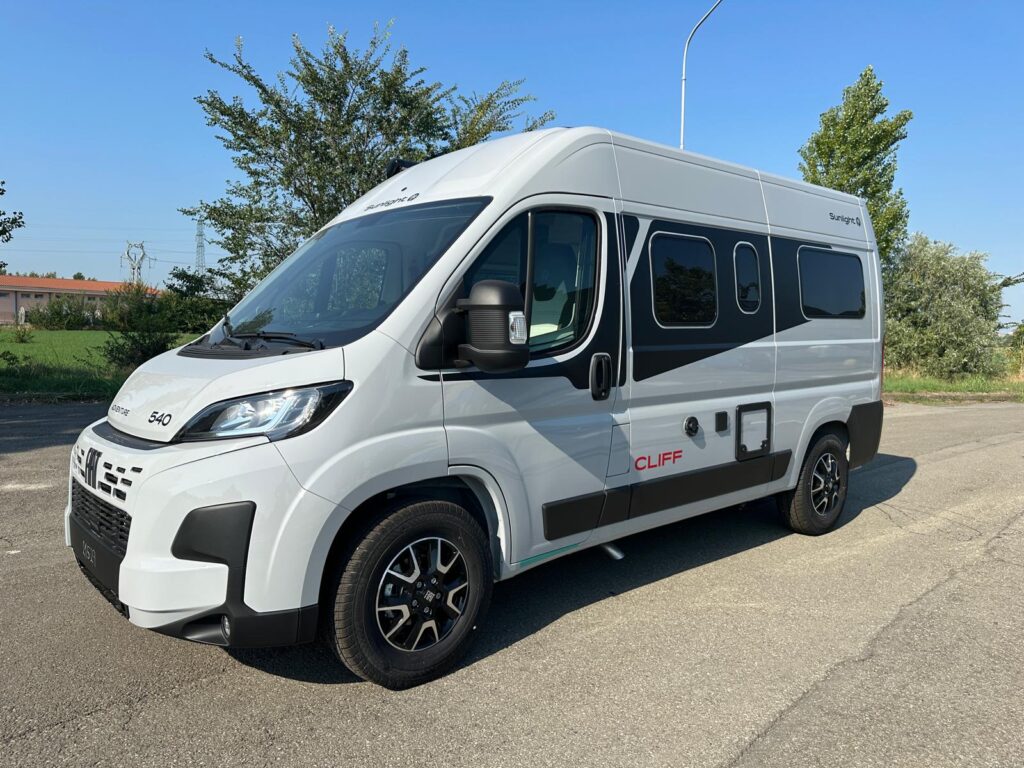 15 furgonato sunlight cliff 540 adventure-fiat-140cv
