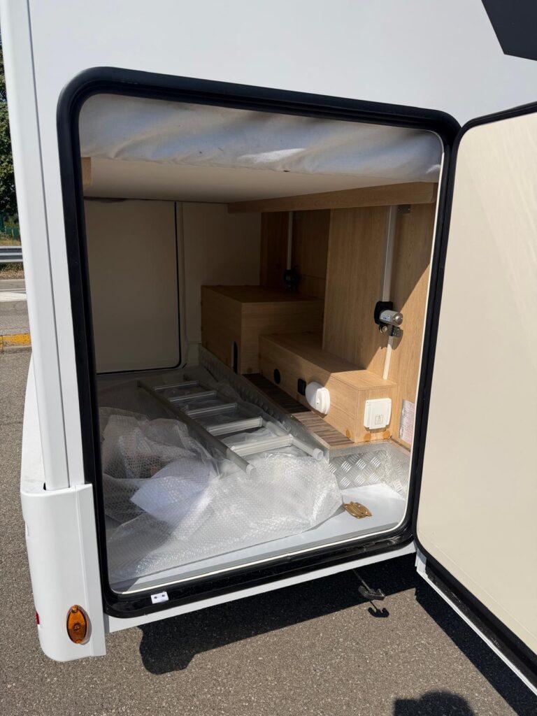 23a semintegrale c.i. horon fit 94 xt-ford transit-5 posti letto-5 posti viaggio