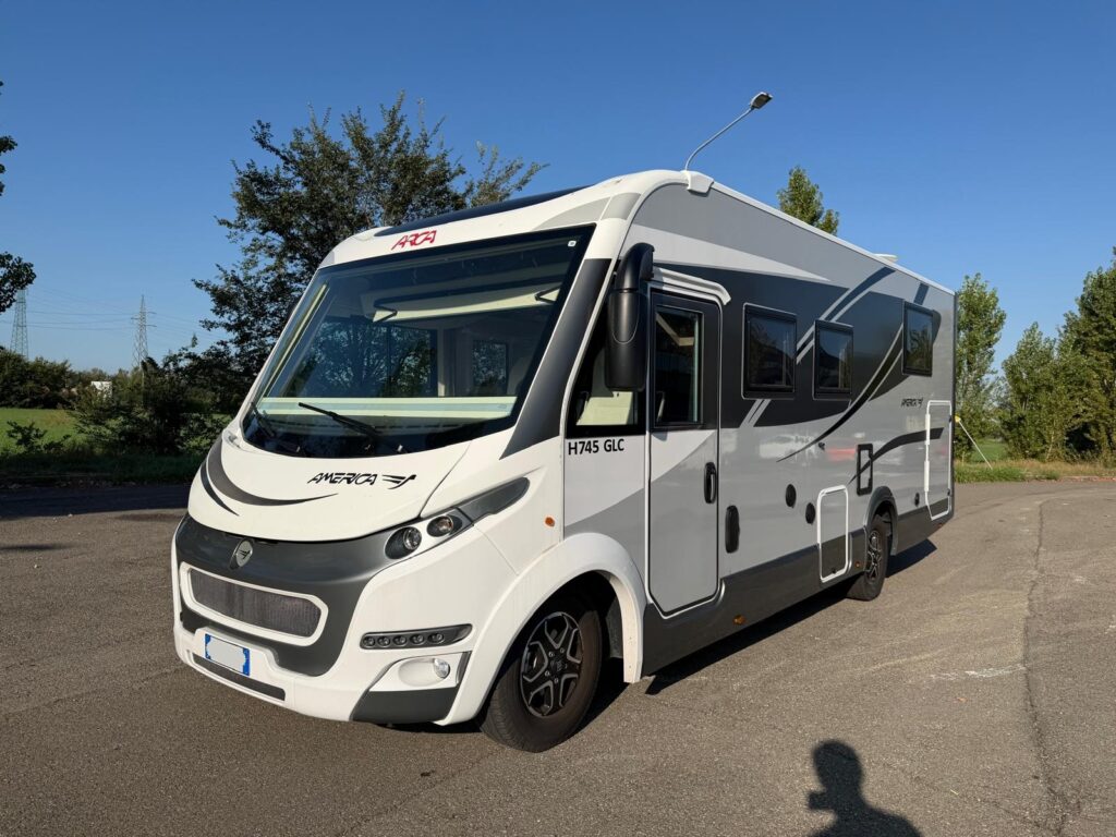 5 motorhome arca america h745glc-fiat-letto nautico-cambio automaticoo