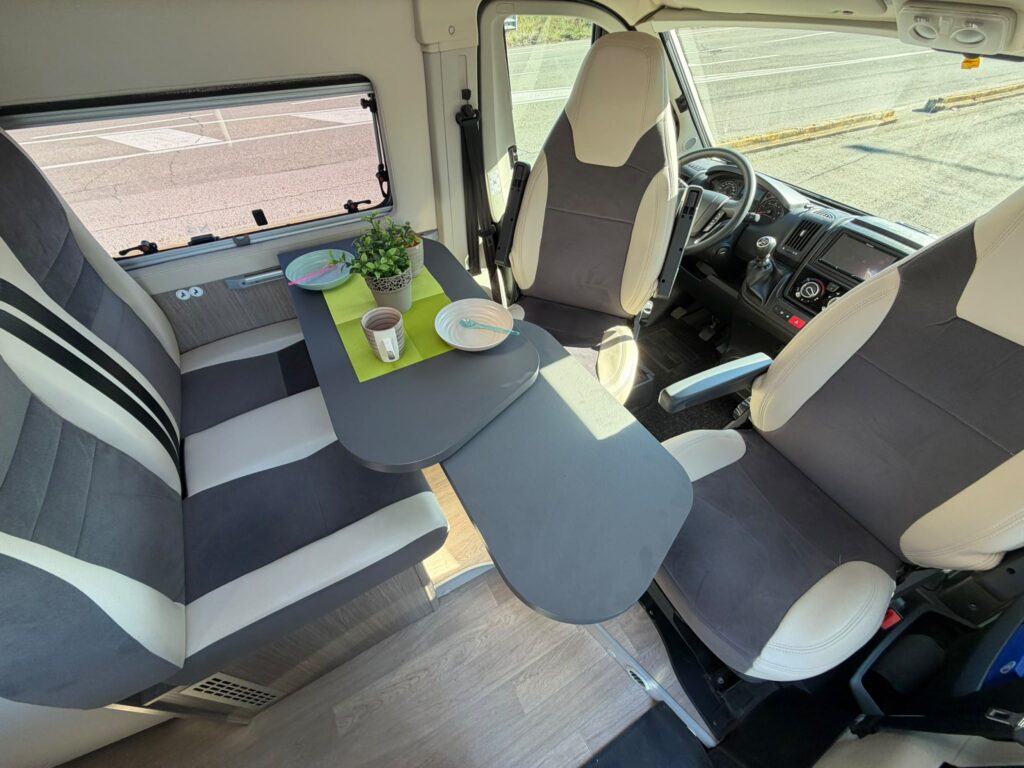 9 furgonato challenger road edition-636 cm-fiat-letto matrimoniale
